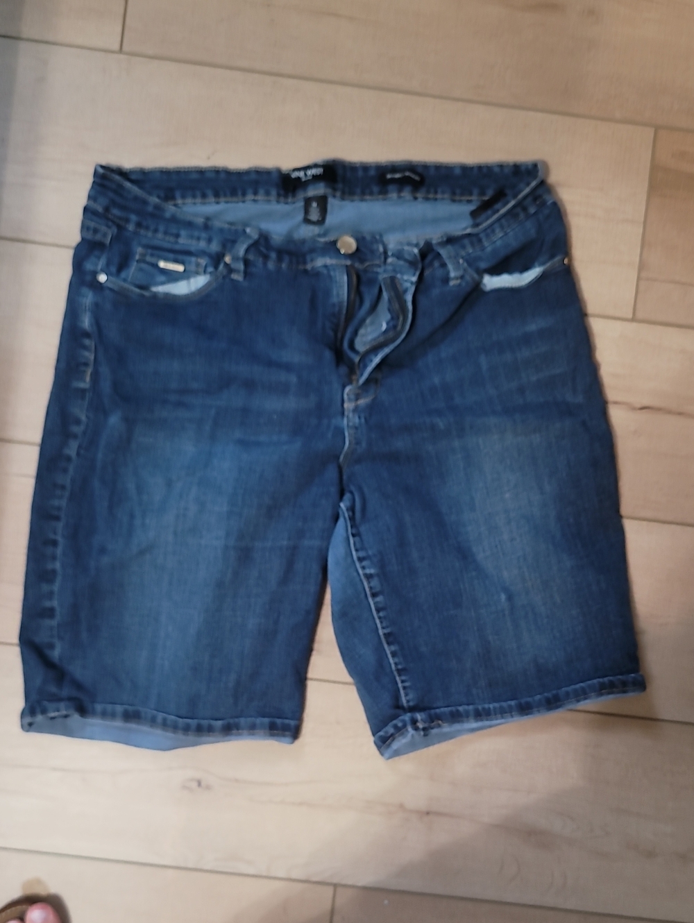 Nine West Womens Dark Blue Denim Shorts